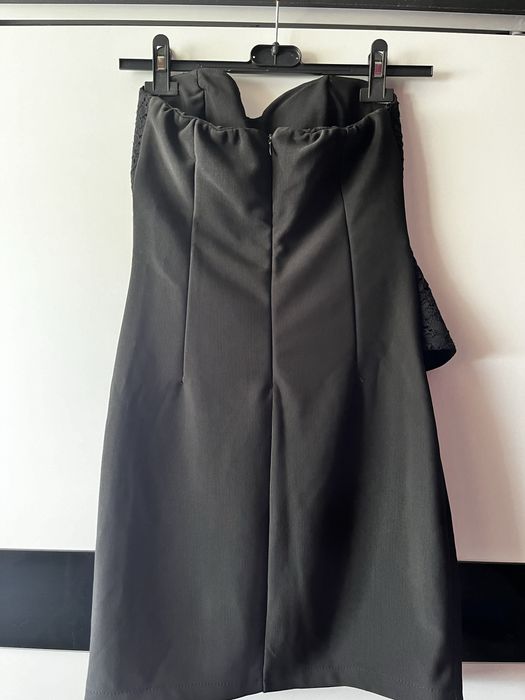 Елегантни Рокли и туники