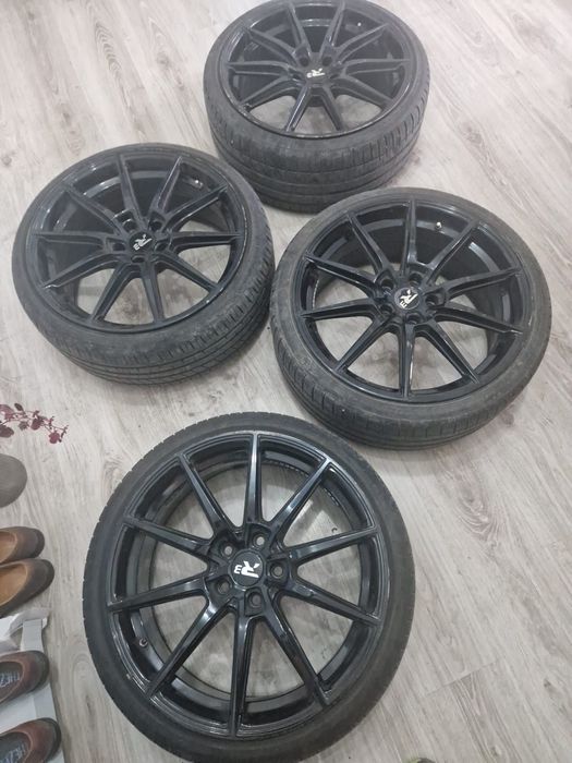 Jante/Roti R3 R3H03 19’ + 4 anvelope vara
