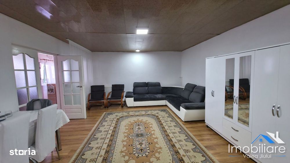Casa 4 camere - Lupeni | Zona centrala | Aproape de statiunea Straja