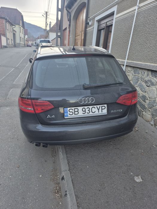 Vând Audi a4 b8 2011