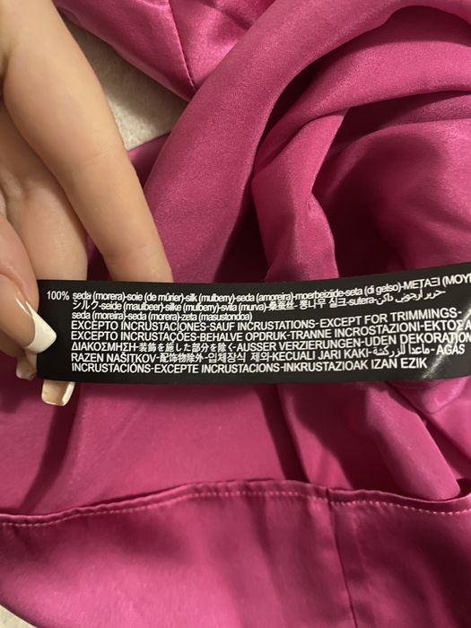 Копринена рокля на ZARA нова с етикет