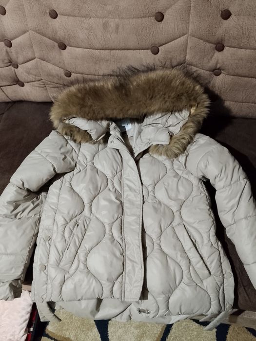 Ayollar va qizlar un kalta kurtka