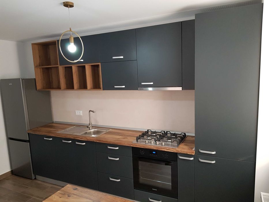 Proprietar vand apartament 2 camere Urban Plaza cu loc de parcare suprateran
