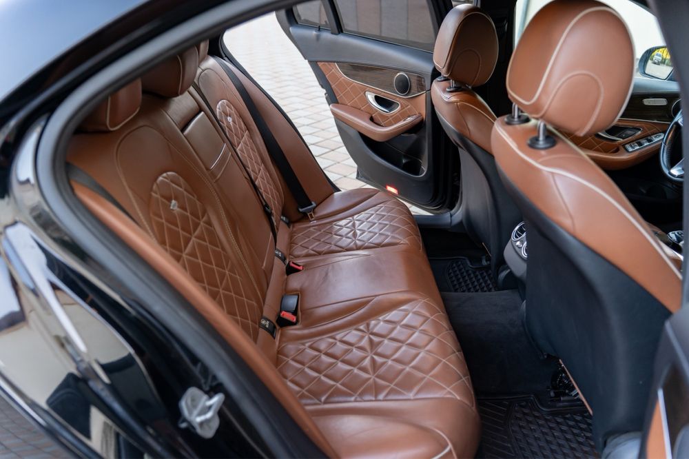 Mercedes-Benz C 220 - 4MATIC - 7G TRONIC - full istoric