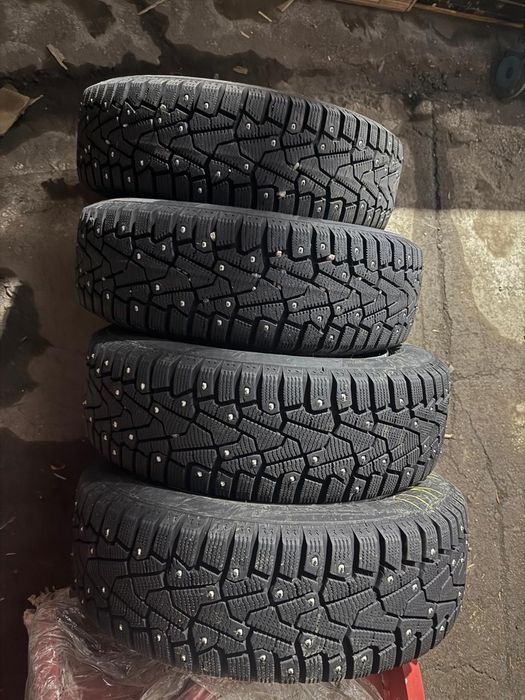 Продам Шины с дисками 185/60 r14 комплект