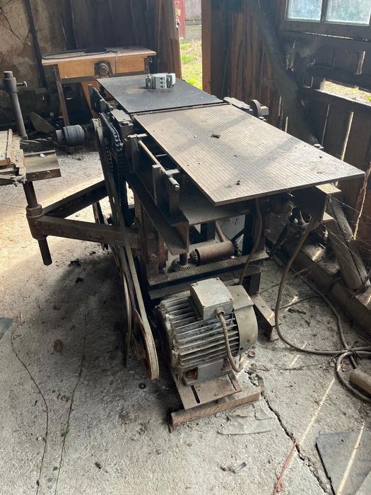 Combinata circular  ,grosime cepuit,-freza verticala-masina de șlefuit