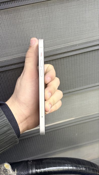 Iphone 12 emkost 76 ideal