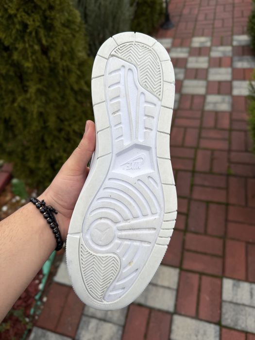 Jordan 1 Low Elevate