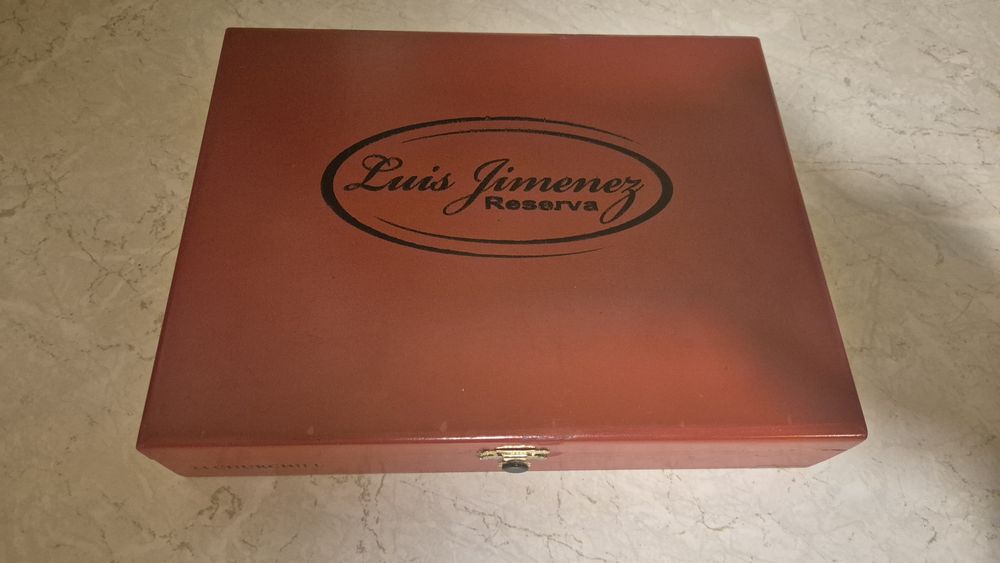 Хумидори за съхранение на пури