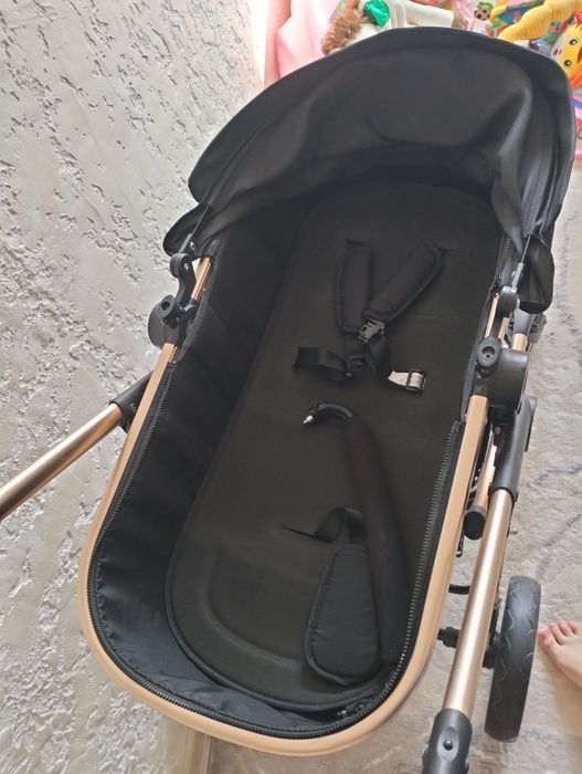 Продам коляску 2 в 1