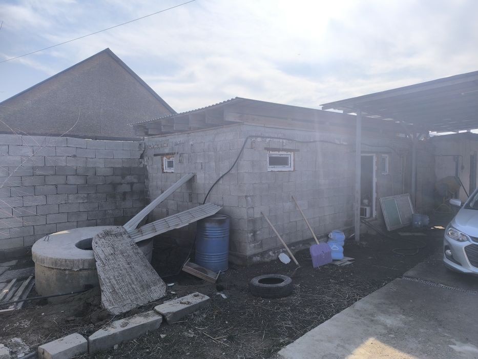 Продается дом 4-х комнатный, на 5 сотток