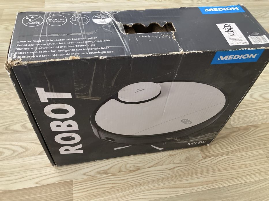 Robot Aspirator • Mop Automat • Medion X40 SW • NOU • Sigilat