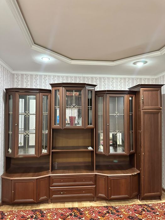 Продам стенку.  Срочно
