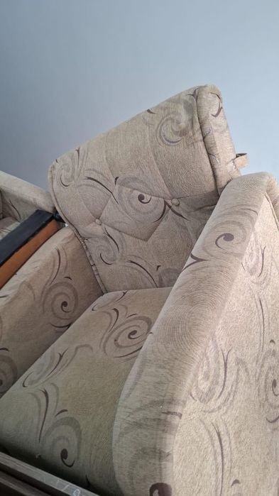 Диван и два кресла