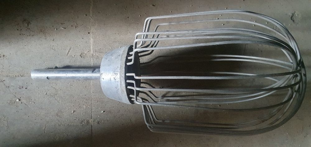 Венчик и лопата для тестомеса .