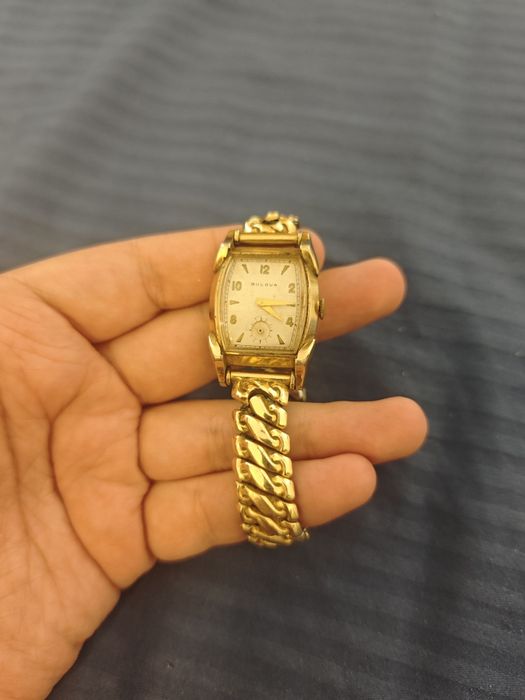 Bulova механические часы 2 единицы