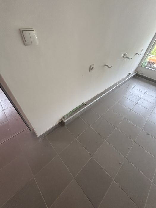 Продава се Промишлена сграда в Брезник - 8002001 кв.м за 0 €/кв.м - Снимка #7