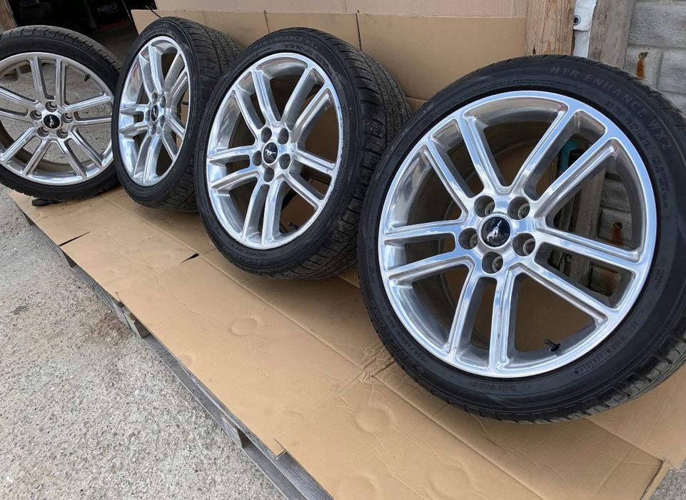 Авто части за  FORD MUSTANG,CAMARO,DODGE и други