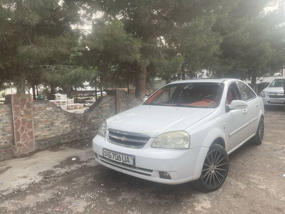 Lasetti 1.8 avtomat