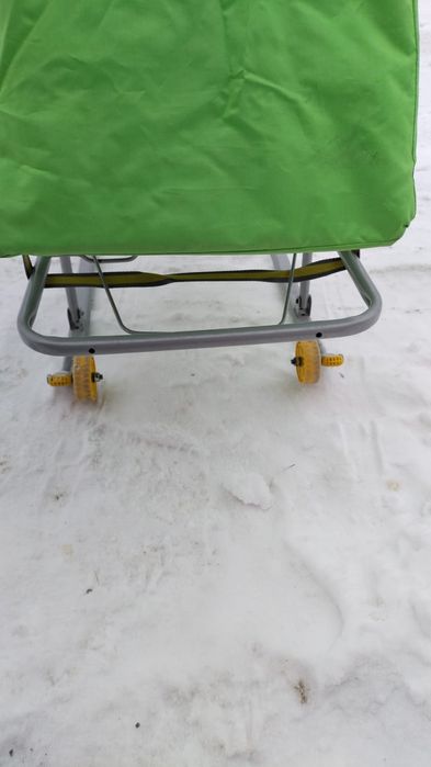 Продам санки детские