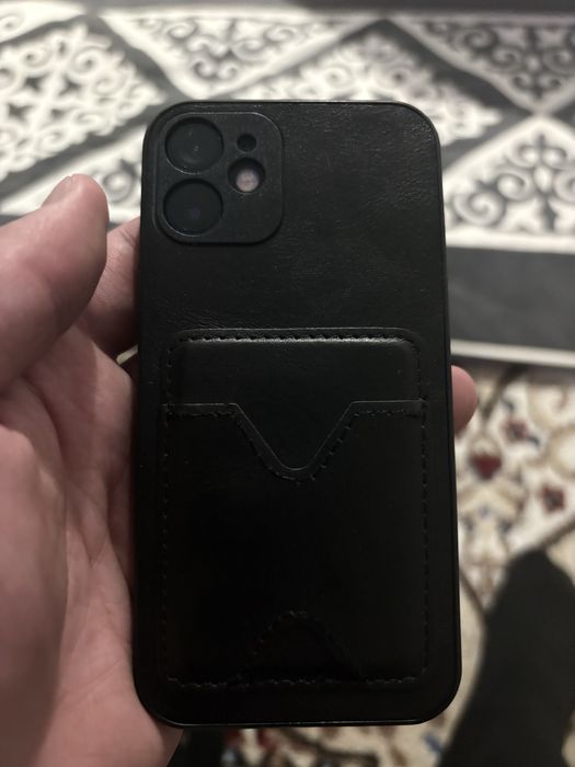 Продается iPhone 12 mini (64gb)