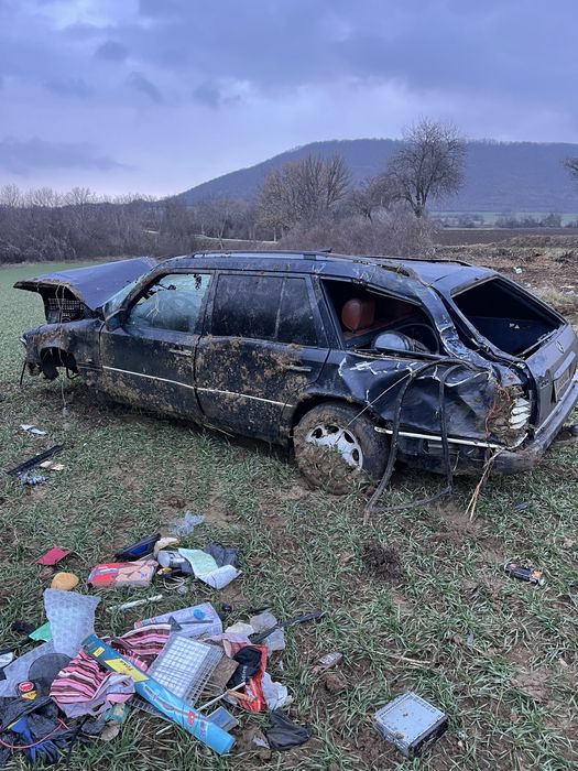 Mercedes W124 S124 на части