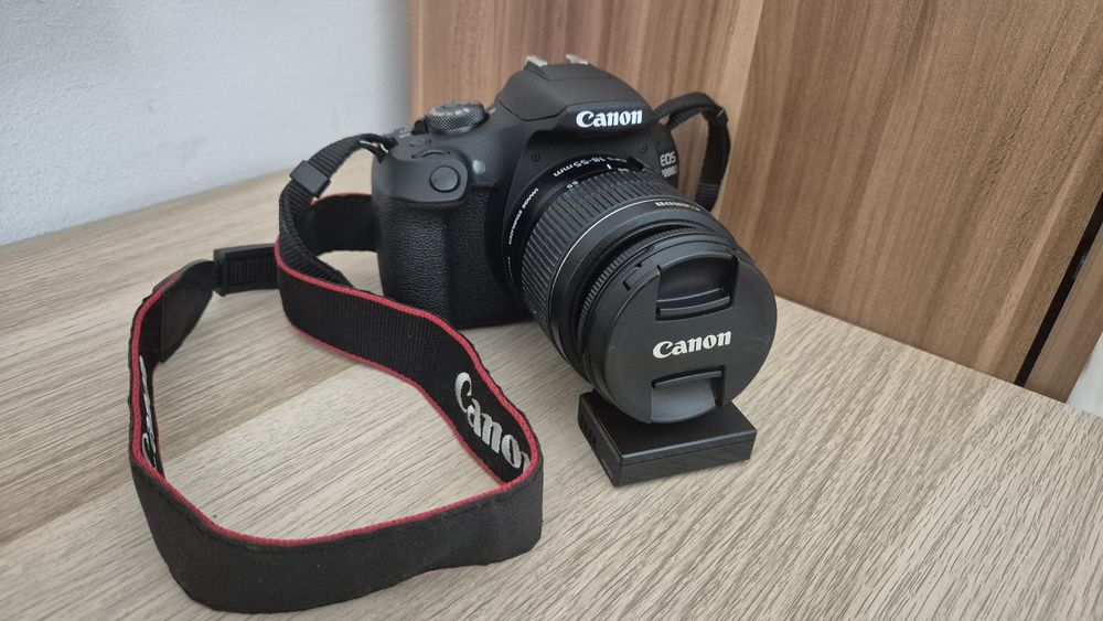 Aparat foto DSLR - Canon EOS  2000D