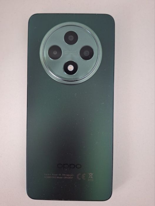 Vând oppo reno 12 f in stare buna