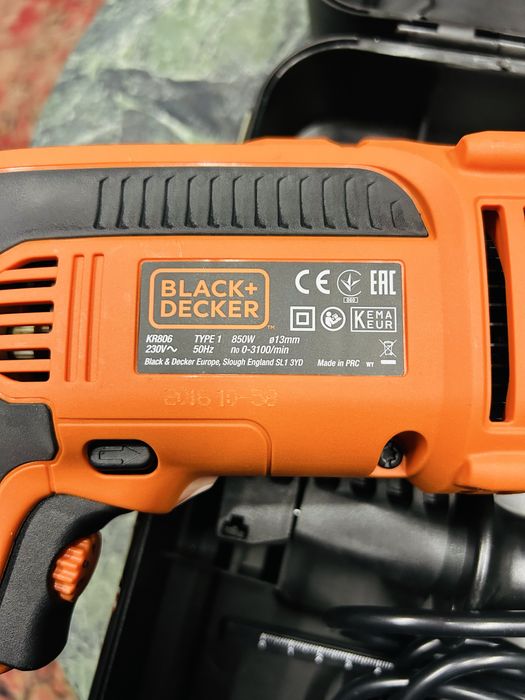 Дрель ударная Black & Decker дрель KR806K