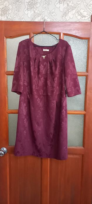 Платье на карпоратив