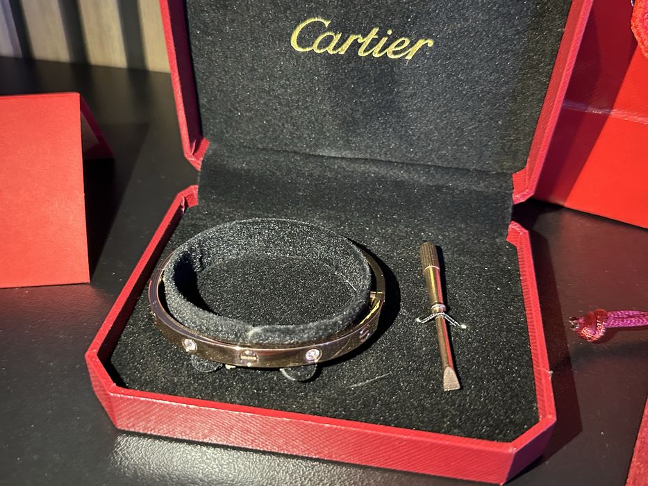 Нова Гривна Cartier LOVE Rose Gold Bracelet завършена в цвят розово злато