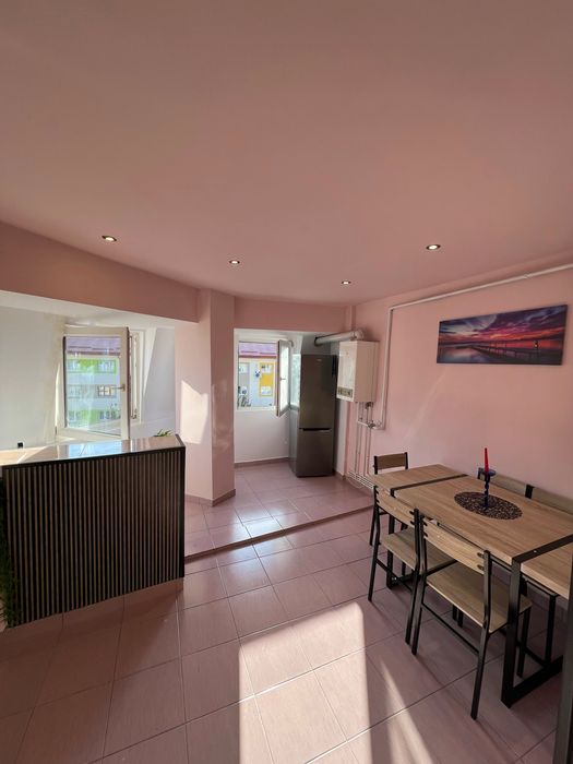 Inchiriez apartament 2 camere