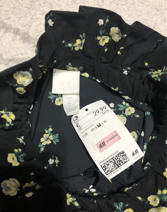 Rochie neagra h&m marime M rochie neagra cu floricele galbene h&m noua