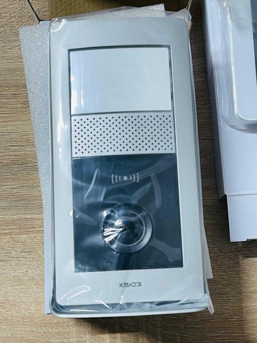 Kit videointerfon WIFI VIMAR K42955 (camera plus monitor)