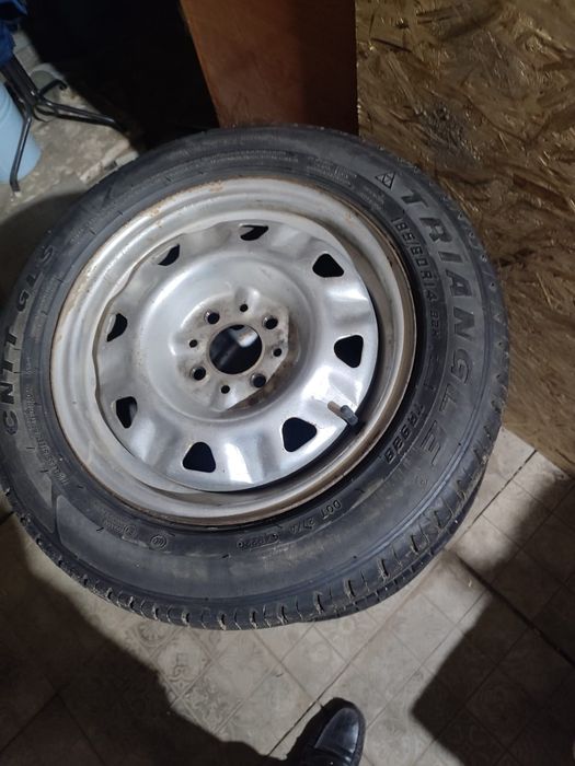 Шины с дисками 185/60R14