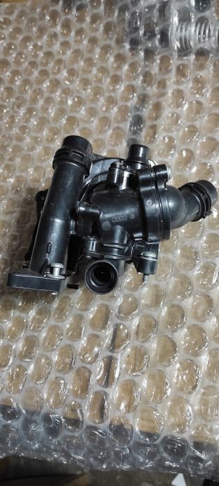 Водна помпа с термостат за VW AUDI