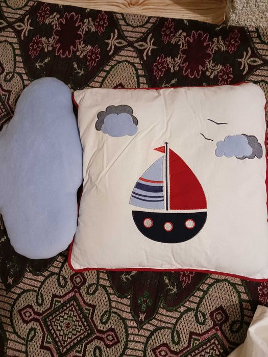 Бебешко гнездо И обиколник за бебешка кошара плюс бебешко столче за