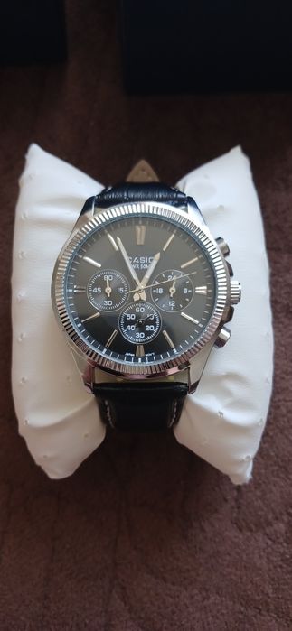 Продам мужские часы CASIO