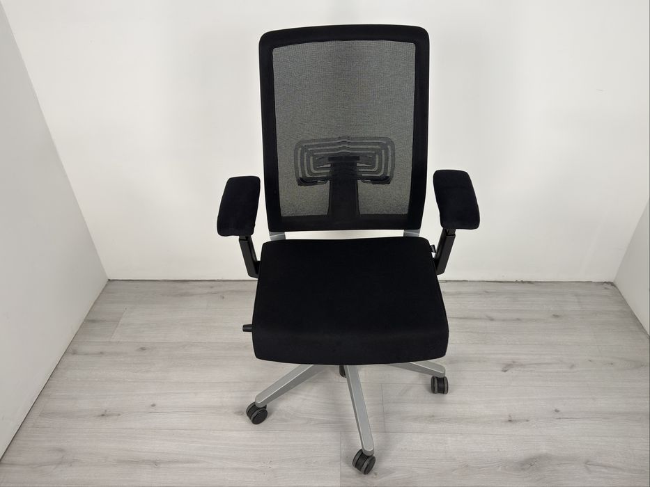 Ергономичен офис стол Hawortn Very CHAIR обзавеждане