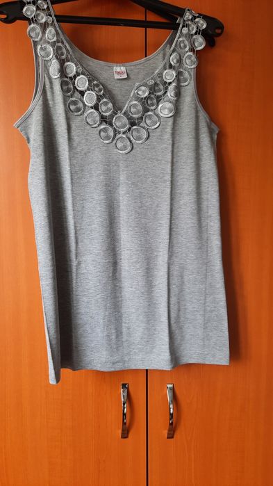 1 buc(35 Lei), 2 buc(60 Lei), 3 buc.(90 Lei)