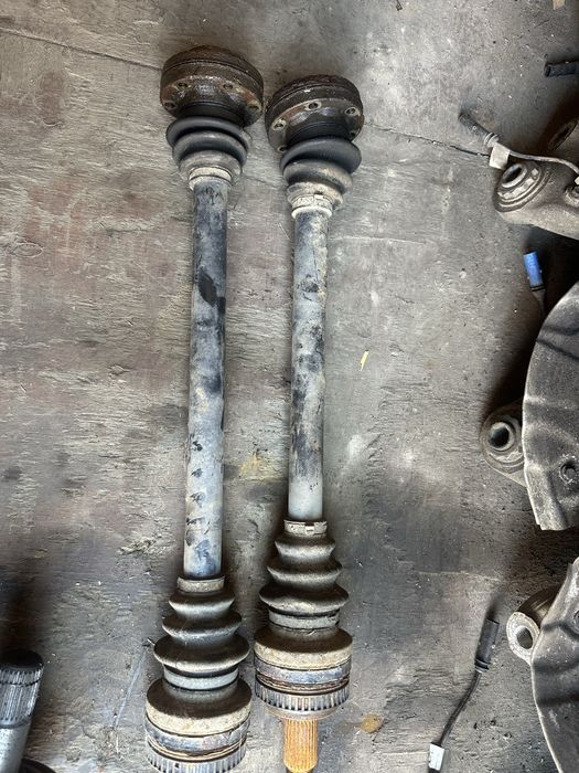 Planetara stanga / dreapta spate BMW e46