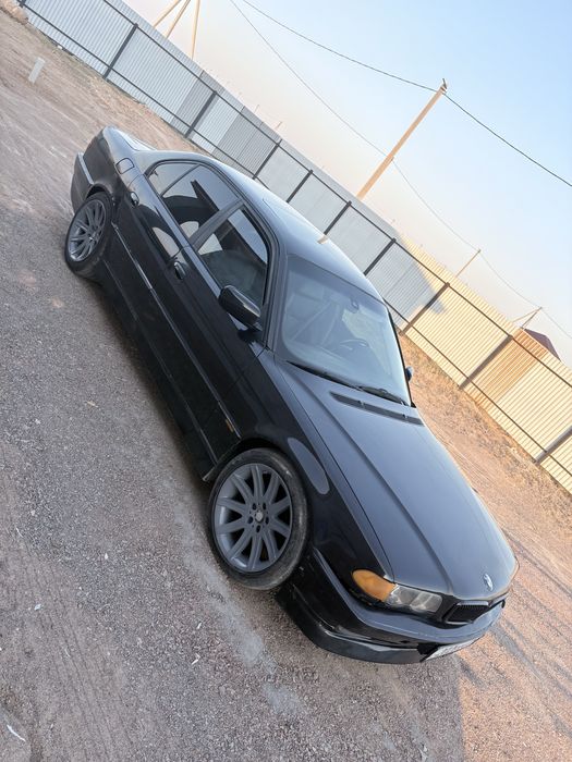 Продам BMW E38 в хорошем состоянии