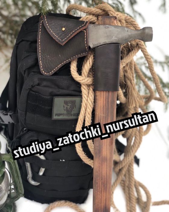 Топор туристический