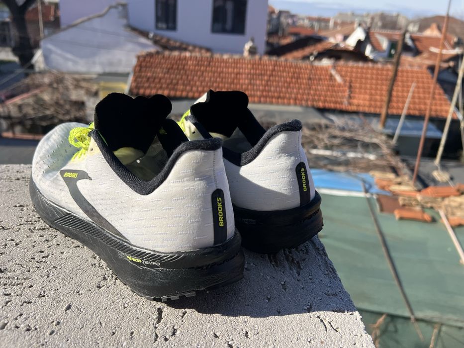 Brooks Hyperion Tempo 44.5