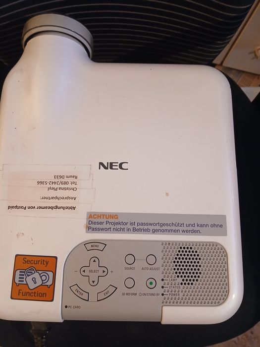 Proiector Nec  .