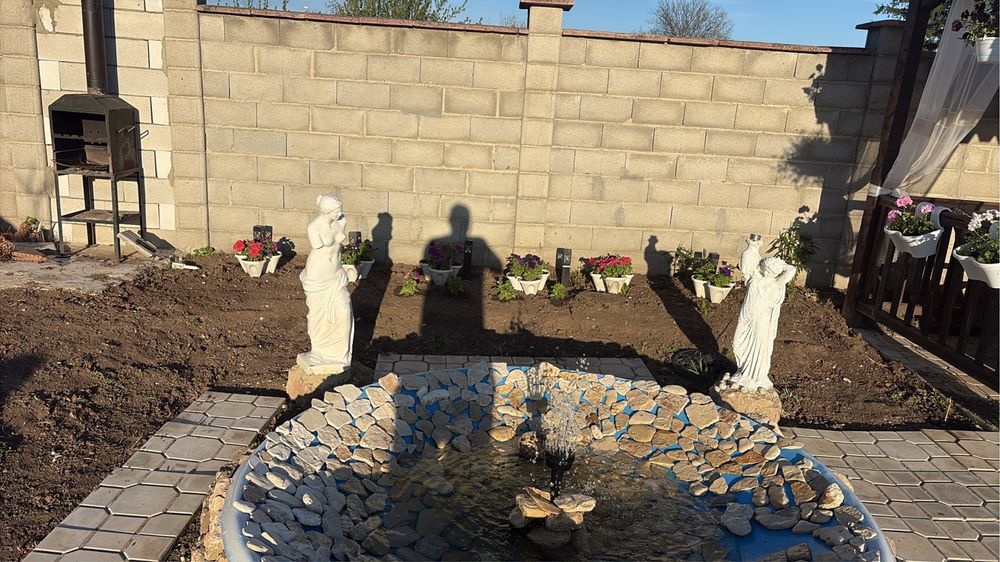 Двуетажна къща в село Безводица!