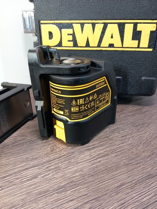 Nivelă laser Dewalt