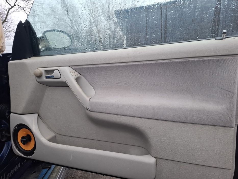 Dezmembrez Golf mk3 cabriolet