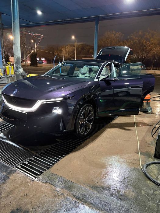 Mazda EZ 60 Hybrid full