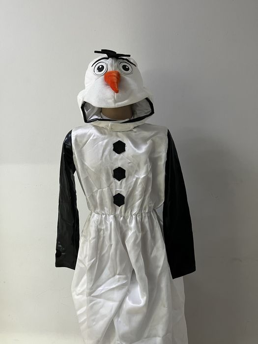 Новогоднии костюм Снеговик  Олаф